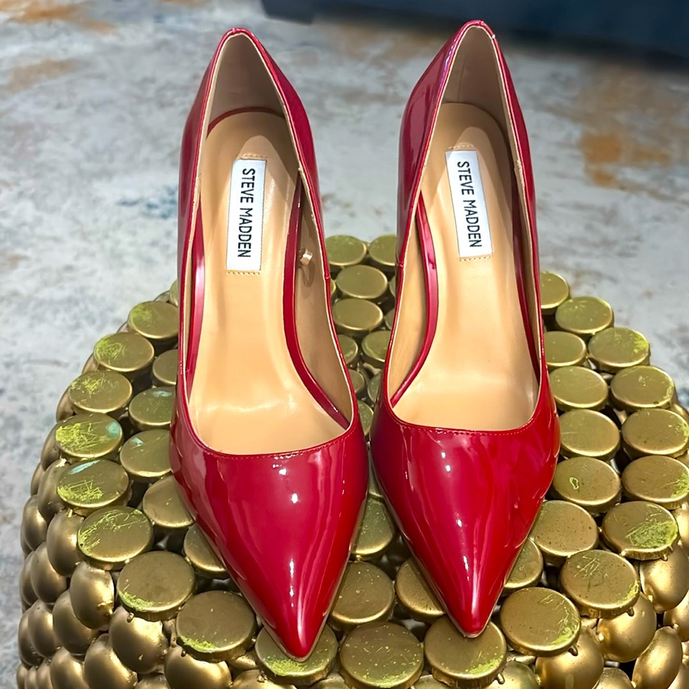 Steve Madden Ruby Red heel